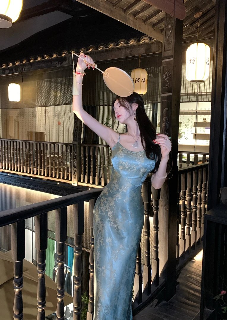 雅乔 若兰蓝金裙子提花新中式国风人丝吊带连衣裙女DYYY-24045312