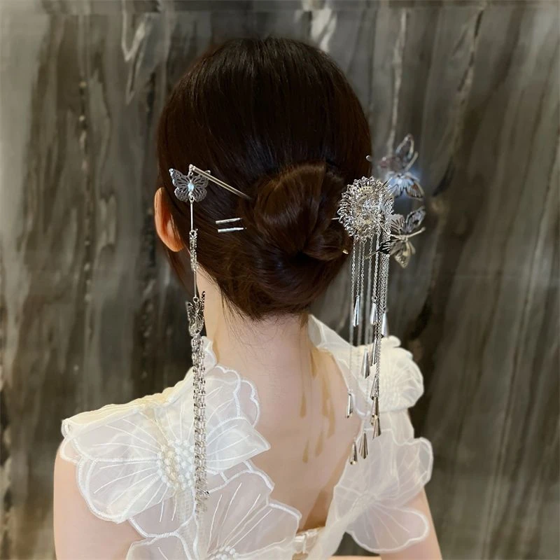 2024年新款蝴蝶步摇流苏发簪盘发挽发流苏盘发器公主轻奢复古发饰