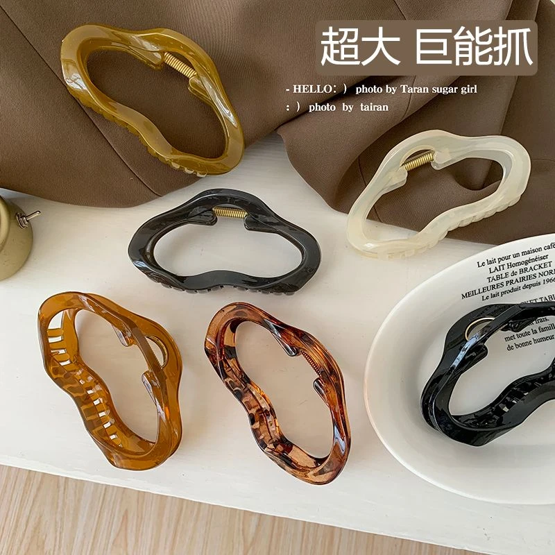 简约时尚云朵冰透高级感发饰大号抓夹气质百搭鲨鱼夹