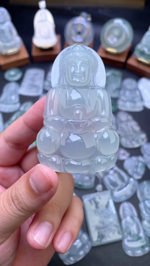 【闪购商品】翡翠颈饰未镶嵌正装观音73/45.2/7.2