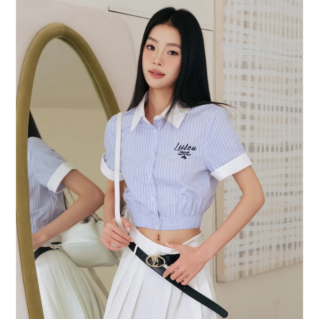 【美娇粉丝专属】Liilou条纹撞色刺绣短袖衬衣学院风短款通勤衬衫