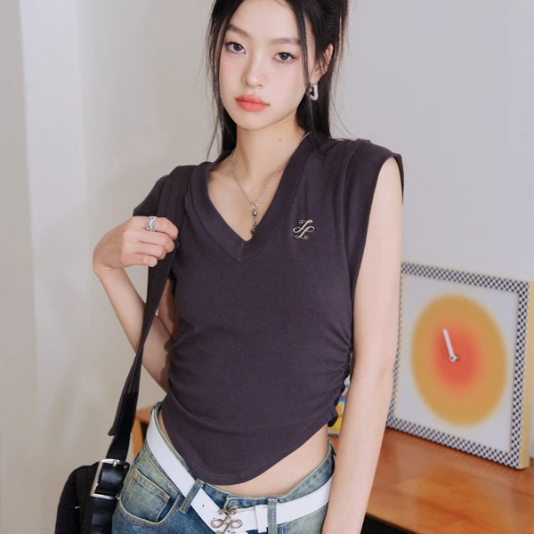 Liilou【二莉啊专属】小飞袖V领收腰褶皱短袖 L23162