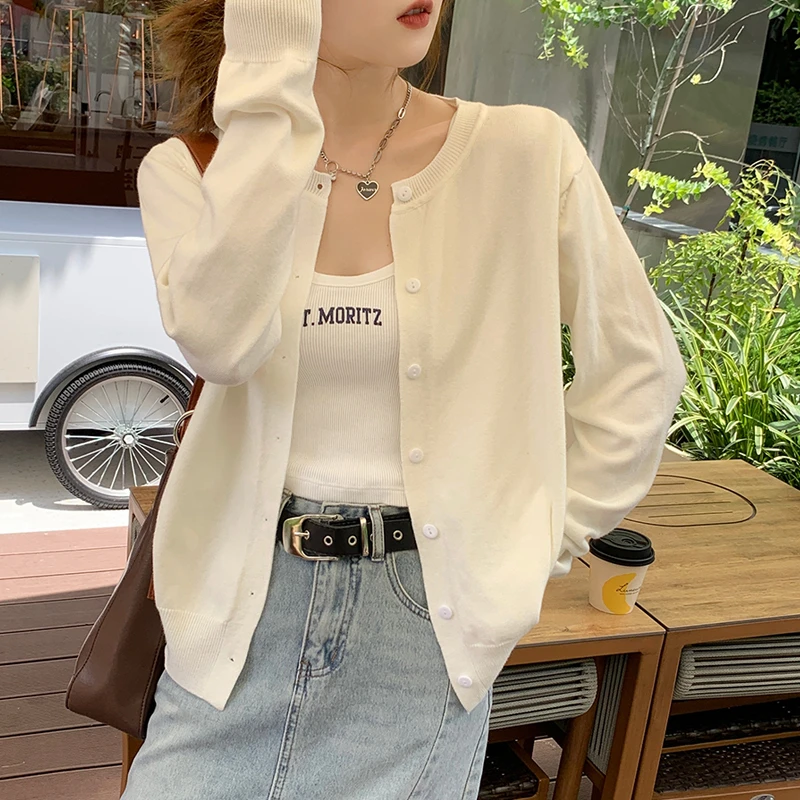 小众春游出行女装爆款百搭外套休闲圆领毛衣秋季纯色开衫上衣