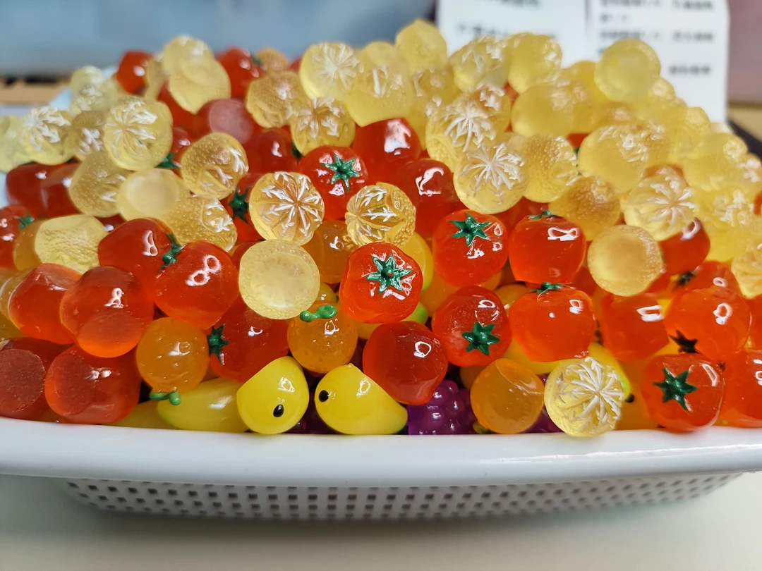 【代拆】DIY环保树脂潮玩可爱夜光仿真小水果微景观摆件配件