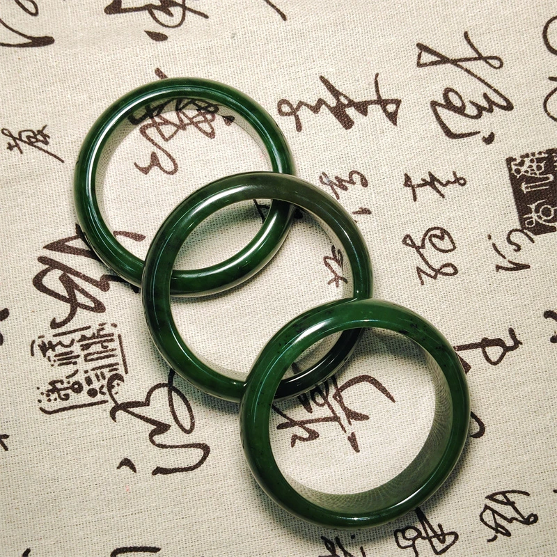 和田玉碧玉宽条轮胎手镯多样性发一