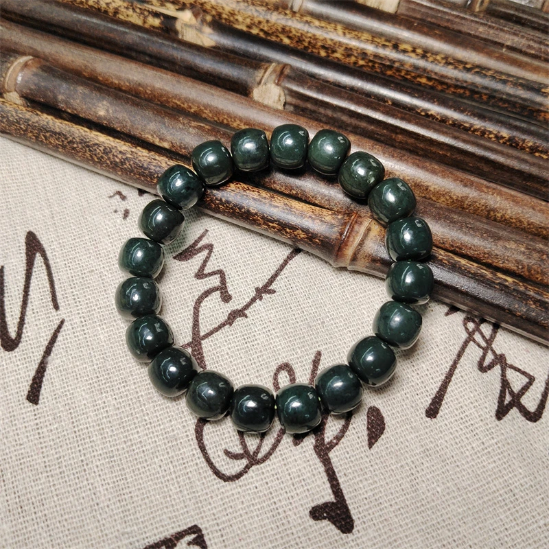 约9*10mm青海料塔青色黑青玉老型单圈手串