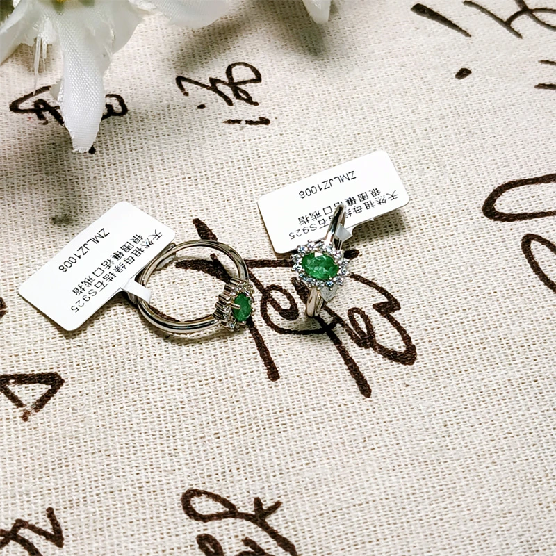 天然祖母绿S925银围镶活口戒指多样性发一