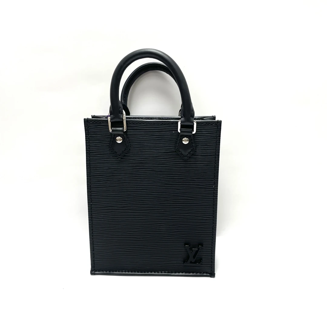 99新 LouisVuitton/路易威登 可乐/lv琴谱BB/99新/48403991