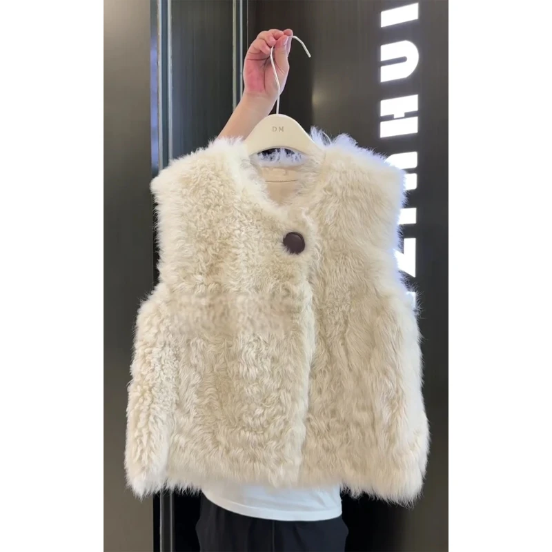 小个子时尚通勤穿搭显瘦百搭短外套2024秋冬温柔感毛茸茸马甲开衫