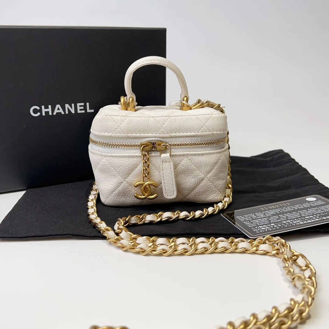 全新未使用 Chanel/香奈儿 Chanel 白金化妆包迷你单肩包