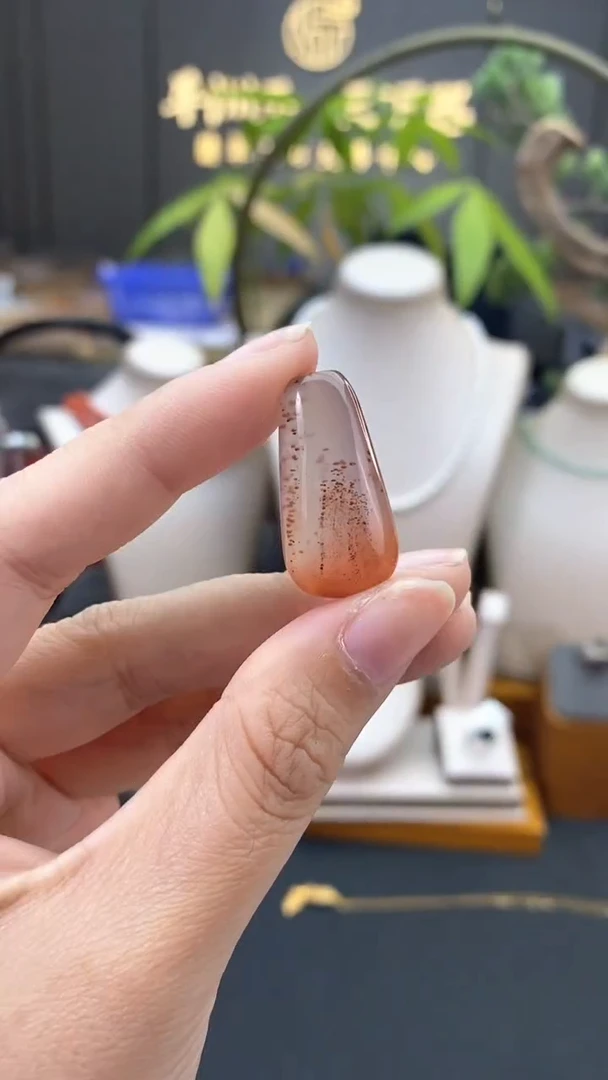 【闪购商品】南红玛瑙颈饰未镶嵌Y41182-冰飘南红裸件