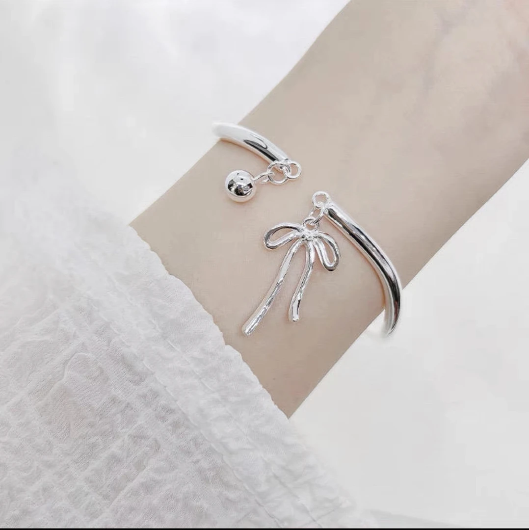 足银手镯 流苏蝴蝶铃铛 开口手镯 足银9999（A78）