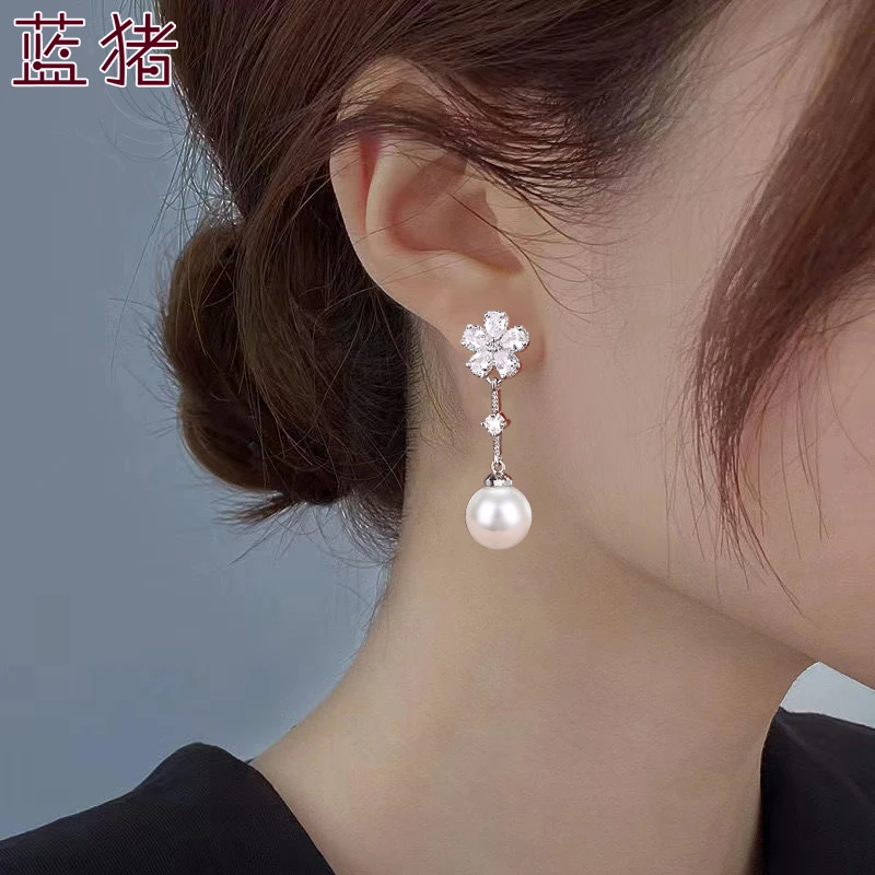 925银耳饰 时尚新年红贝壳珠耳环2023年新款耳钉女长款耳坠气质