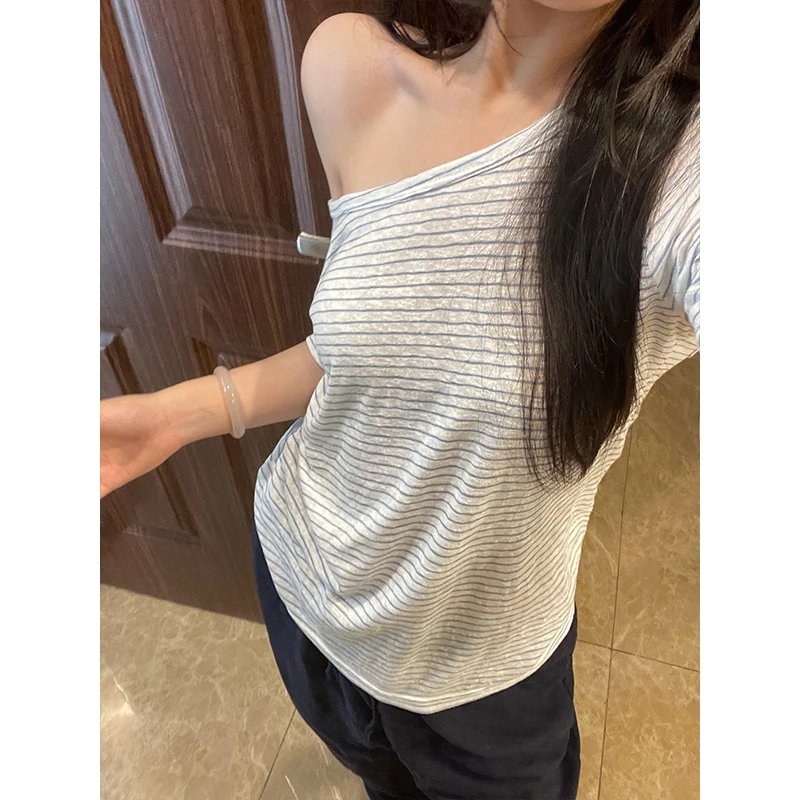 设计感斜肩短袖T恤女2025夏季新款小众条纹宽松显瘦独特别致上衣