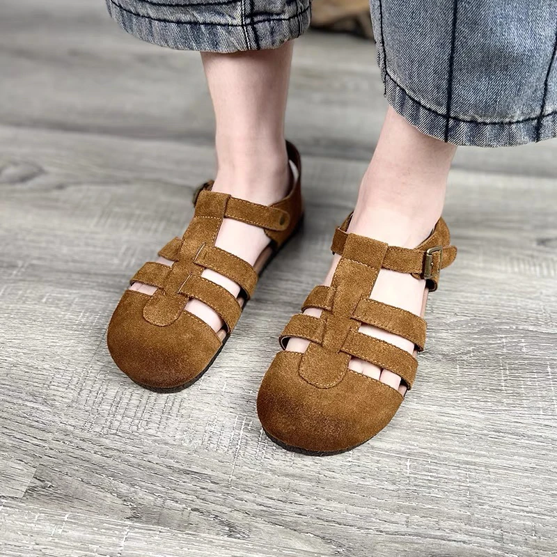 艺鞜2025年夏季新款真皮平底包头编织女头层牛皮休闲扣带凉鞋子女