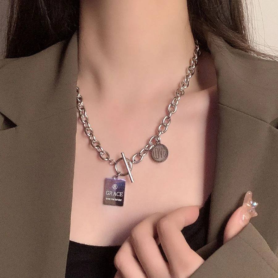 钛钢项链 钛钢方牌项链女百搭小众设计感卫衣链男生潮酷毛衣链