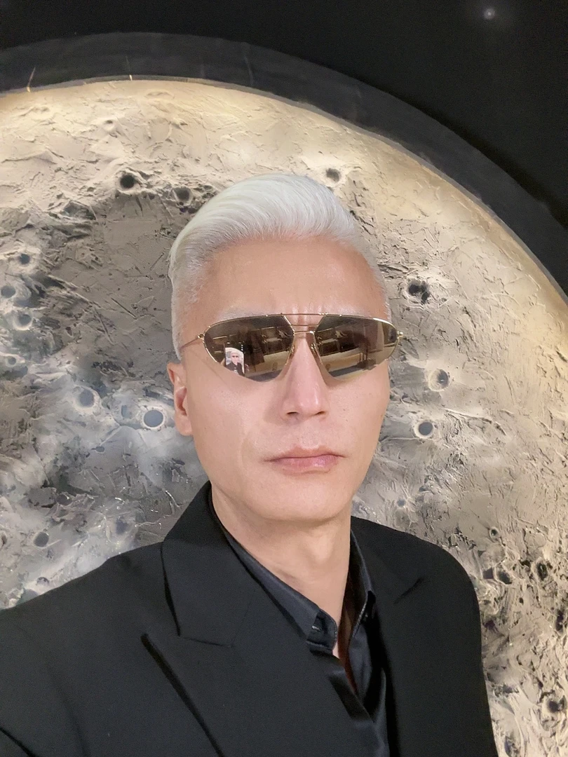 濠江白爷同款潮流镜