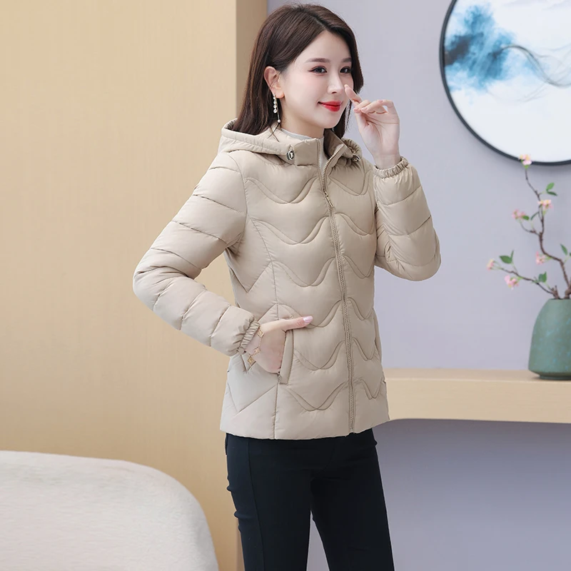 短款棉衣女士外套2025秋冬新款妈妈棉服小个子冬装轻薄保暖小棉袄