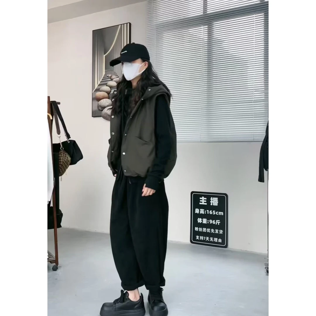 21019连帽夹棉马甲外套女小众设计师款