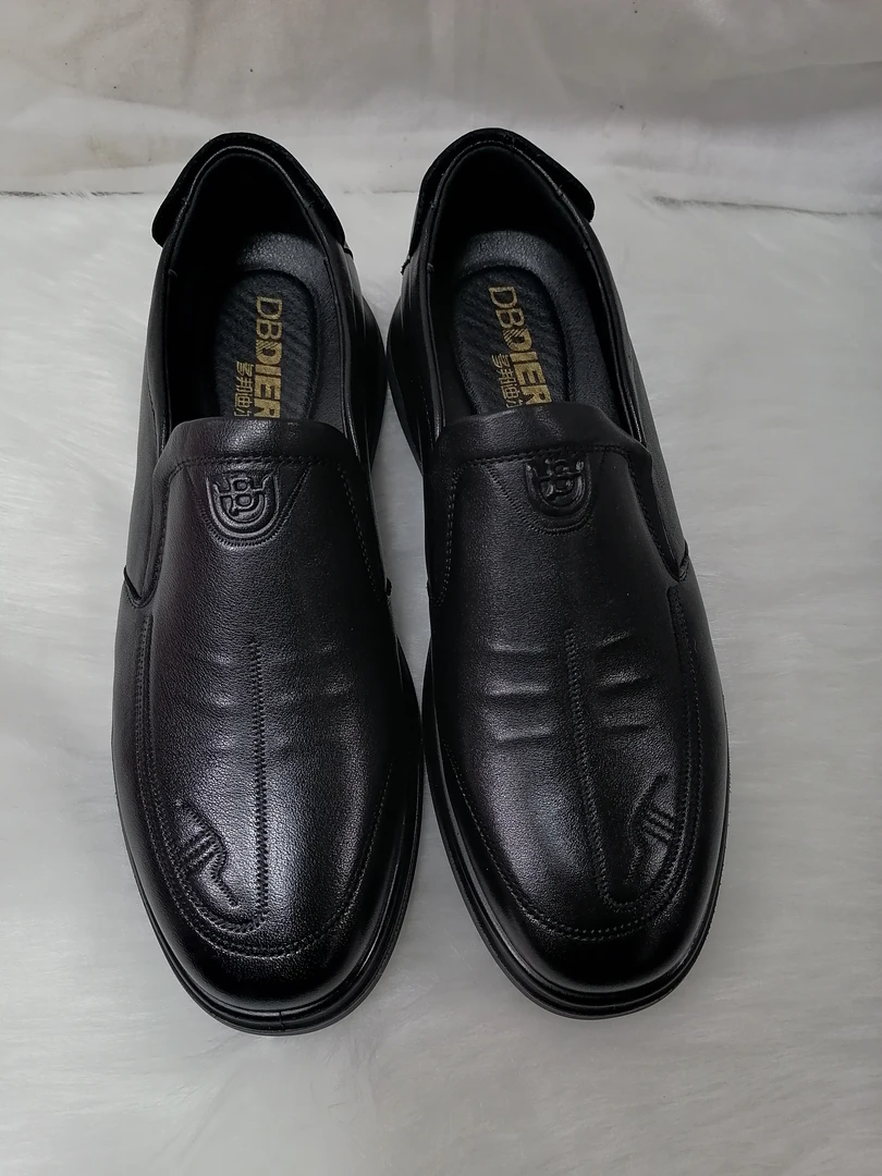 多邦迪尔37613头层牛皮男式休闲鞋，透气防臭，防滑耐磨，软底软面