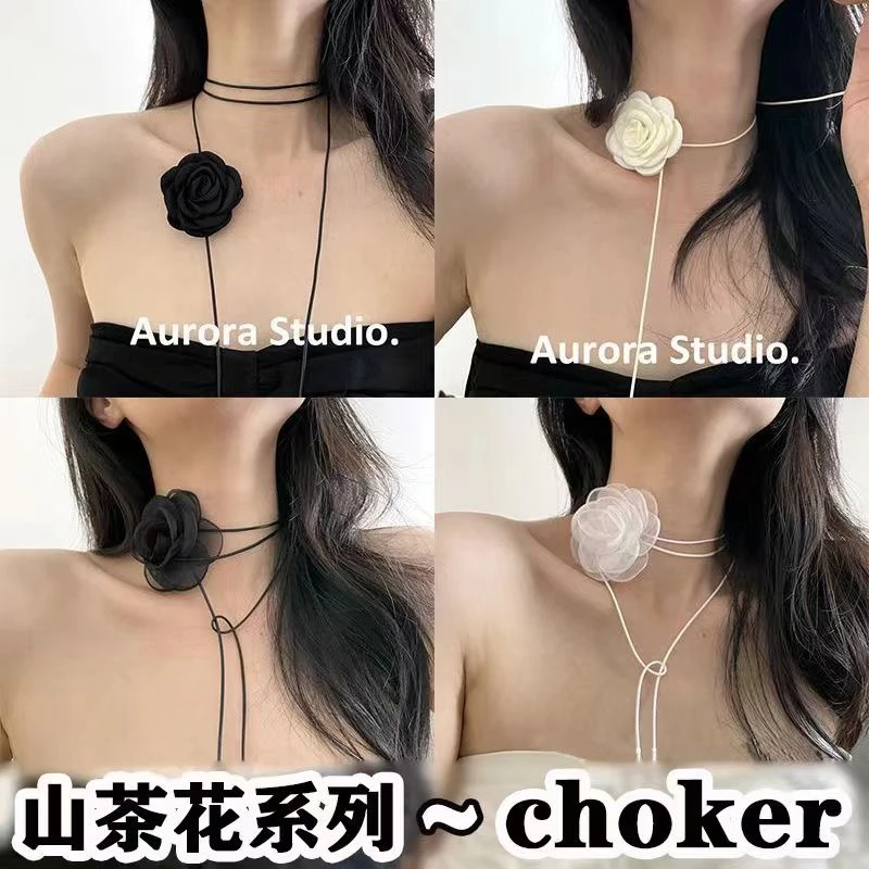 非金属皮质项链 小香风高级氛围感黑白花朵项链玫瑰花颈带choker