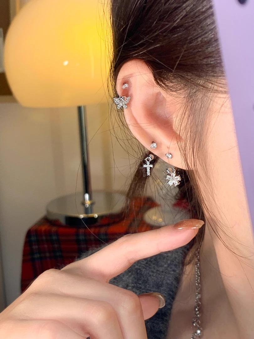 钛钢耳饰 冷淡风气质锆石耳钉养耳洞u型马蹄耳骨钉螺丝拧扣耳环女