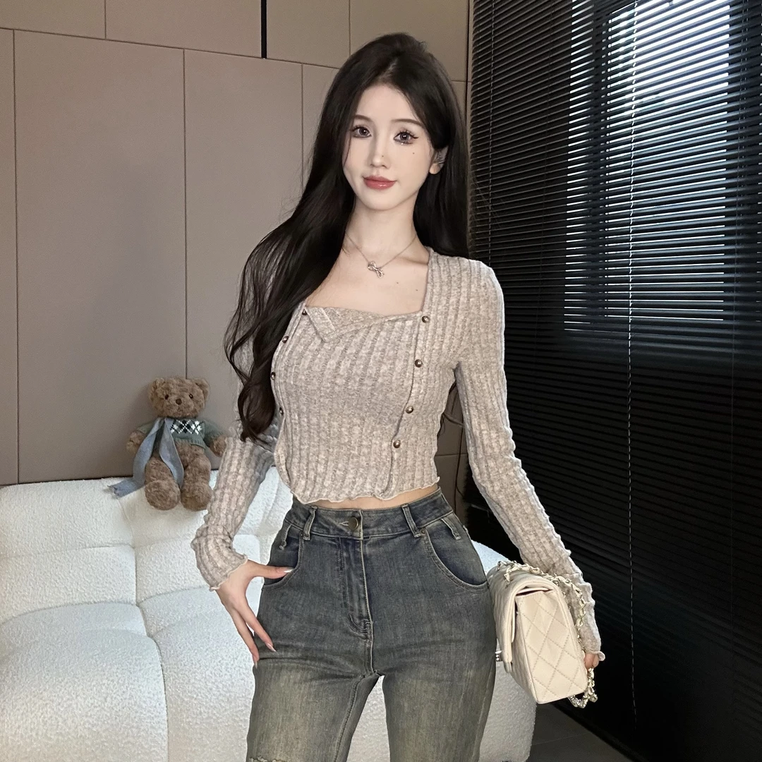 呜呜定制 秋季个性时尚方领辣妹不规则坑条百搭设计感上衣 6072
