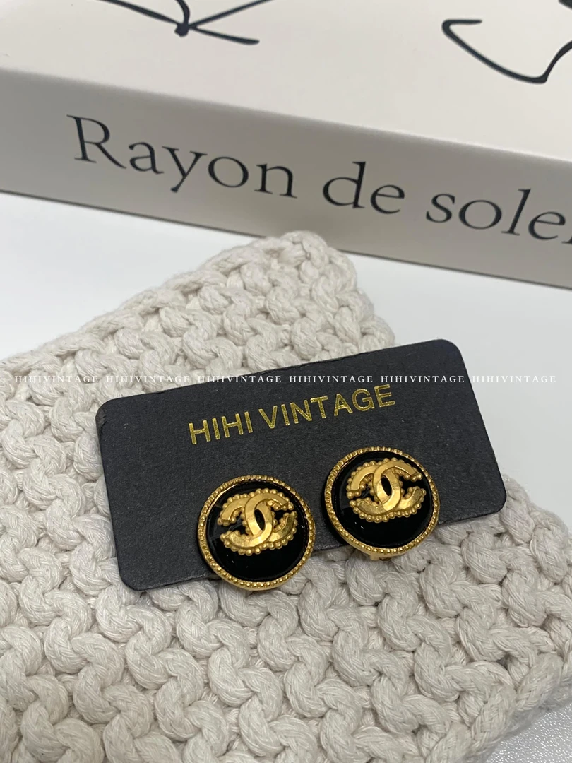 95新 Chanel/香奈儿 HIHI精选/CHANEL96A黑色琉璃双C耳夹/8685350
