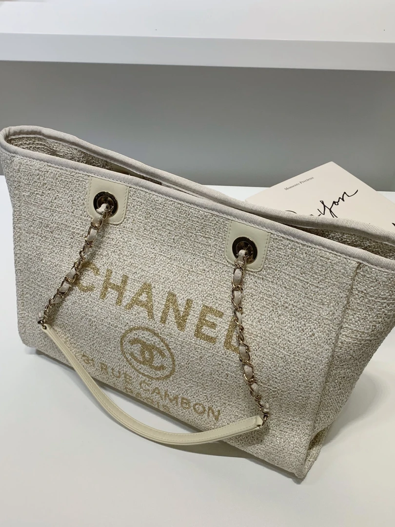 99新 Chanel/香奈儿 HIHI/沙滩包 底长35cm31开/9127866
