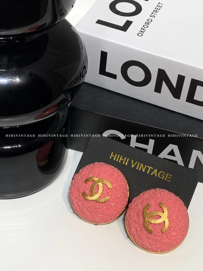 95新 Chanel/香奈儿 HIHI/Chanel 双C粗粒纹蛋糕耳夹/4059314