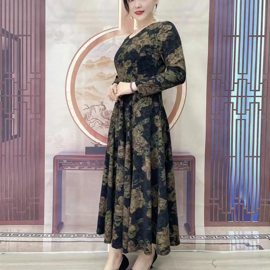 春秋超显瘦连衣裙时尚百搭大码妈妈装气质黄花显瘦连衣裙大摆裙