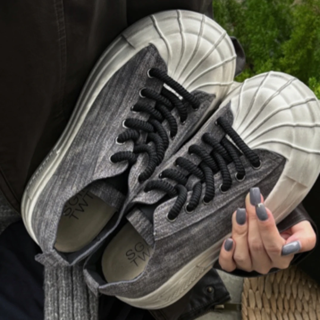 SGIRL「J690-2」磨砂皮复古做旧厚底增高贝壳头板鞋女运动休闲鞋