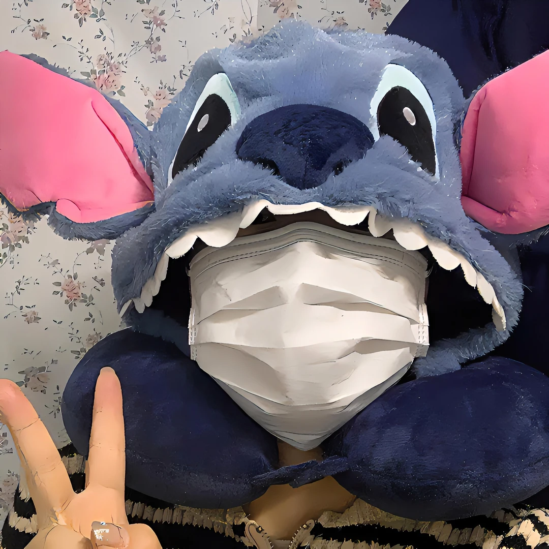 护颈枕u型枕史迪仔帽子保暖冬天帽子可爱u型枕雪莉玫学生实用好物