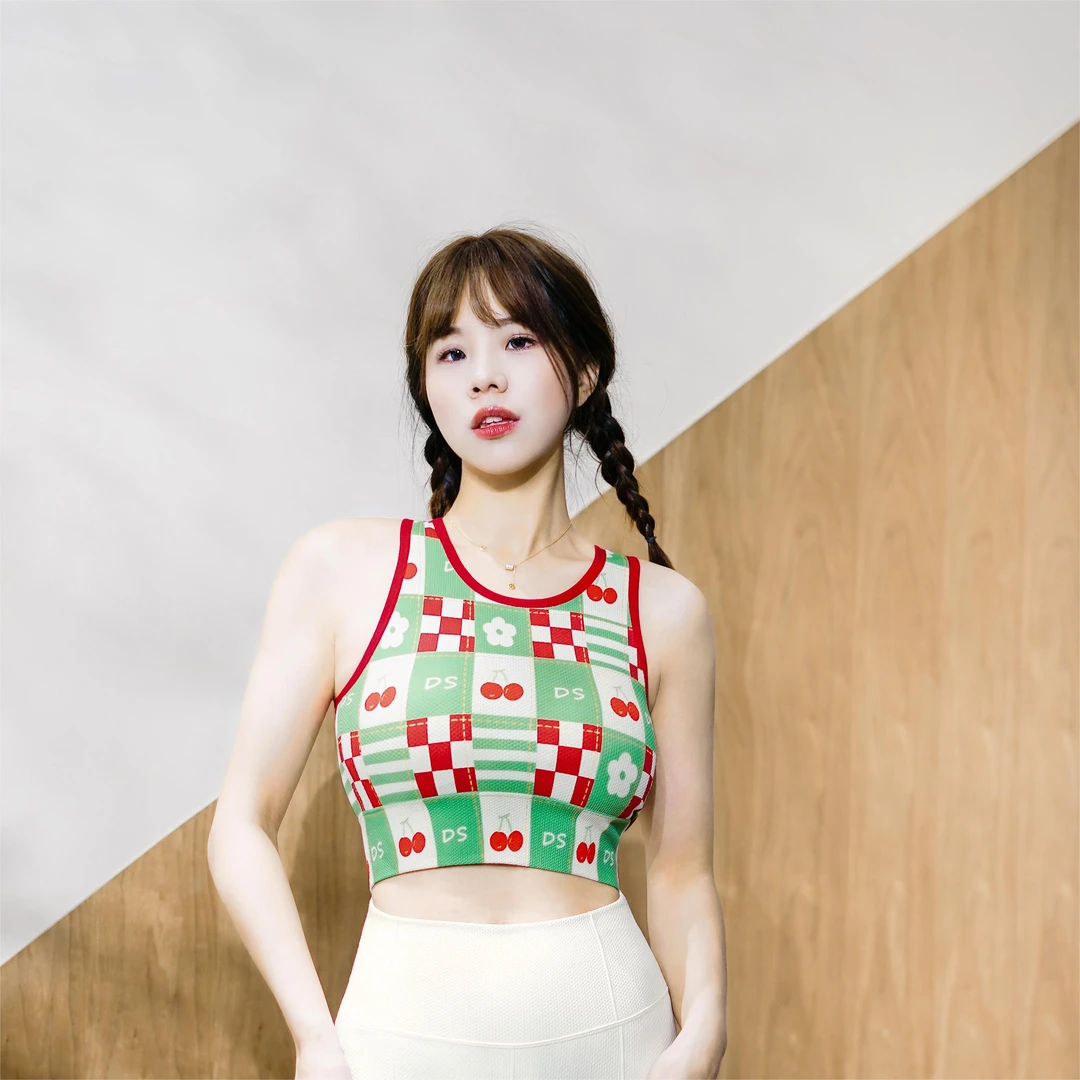 【夏日樱桃】瑜伽服女背心式文胸户外跑步健身服高端一体杯运动美背