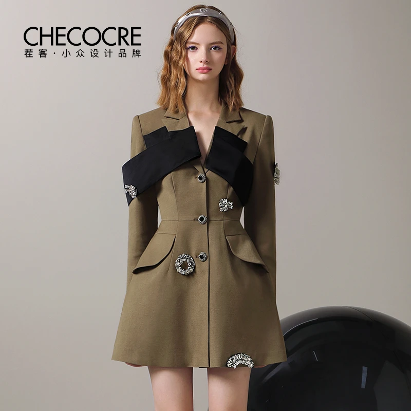 茬客【摩登都市“新派对”】设计感军绿色连衣裙复古西装裙CM700339