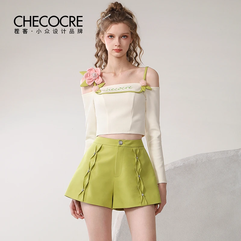 茬客甜酷多巴胺套装嫩粉花朵一字肩上衣立体褶显瘦短裤CM610087AB