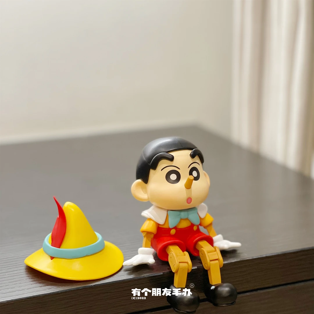 （很高兴）木偶小新12cm带帽子礼物家居手办桌面玩具摆件