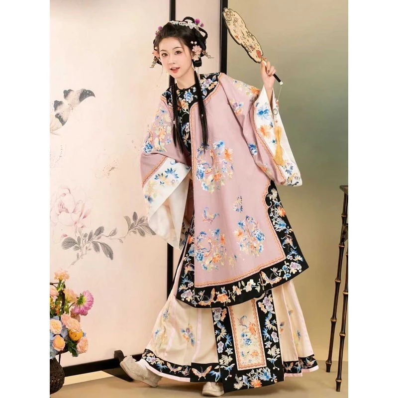 古装清汉格格服女复原对襟圆领古董民族服装重工印花马面裙两件套