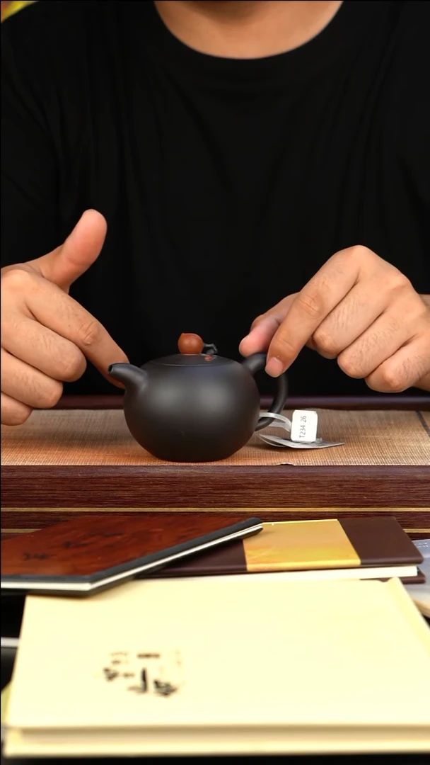 【闪购商品】紫砂茶壶黑料红扭小西施