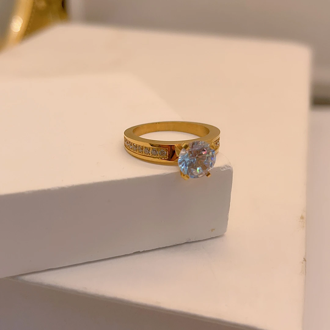 钛钢戒指 仿锆石戒指轻奢经典百搭简约高级感镶嵌气质精致指环