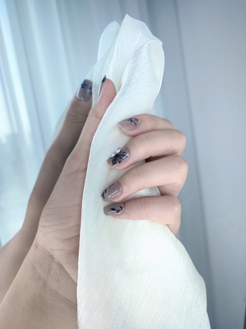 蝴蝶猫眼穿戴甲批10片成品美甲片高级感分码手工甲可拆卸指甲贴片
