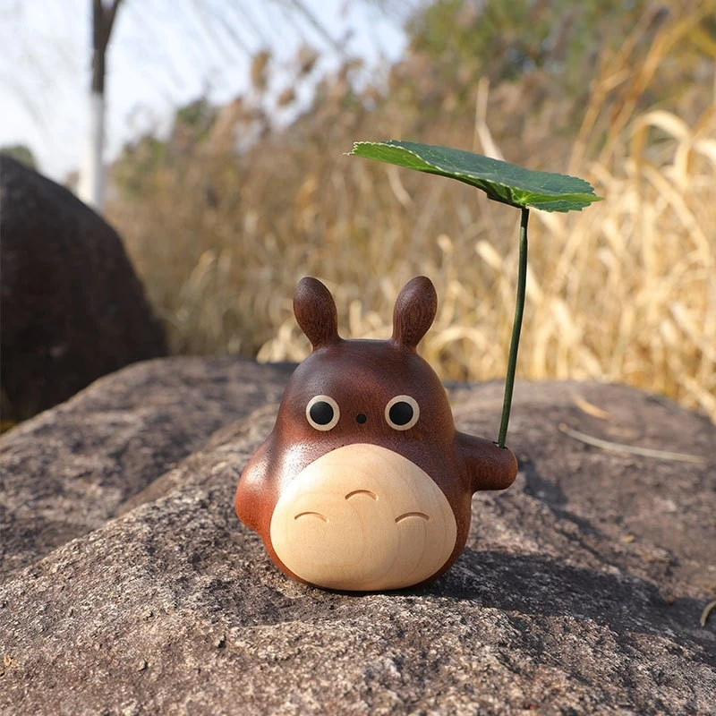 创意实木呆萌龙猫小风车网红车摆件装饰品礼物汽车可爱卡通手工