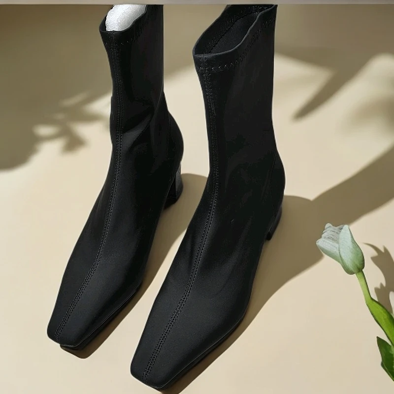 新款正版广州鞋短靴粗跟瘦瘦靴弹力尖头秋冬百搭方头英伦风秋季