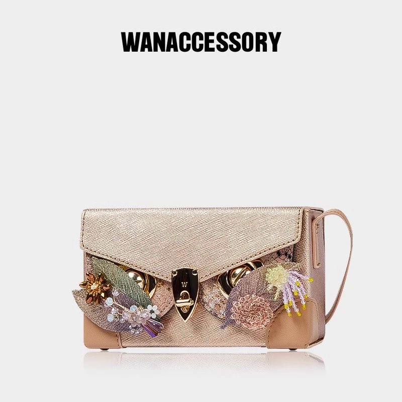 万蔻FACE ON/OFF系列牛皮猫头鹰换脸单肩斜挎小方包