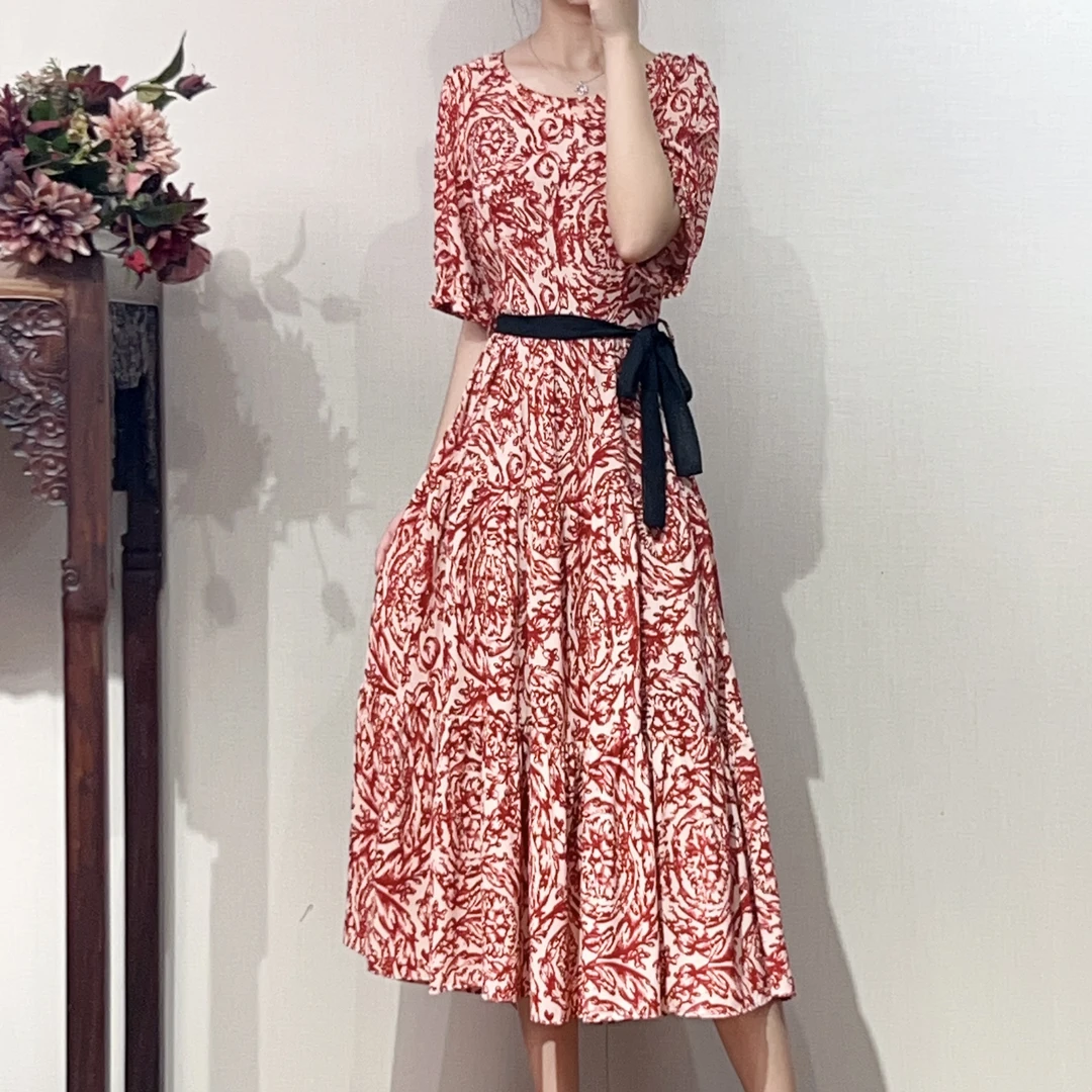 938- 时尚轻奢气质玫瑰印花中长款圆领遮腰显瘦优雅洋气连衣裙女