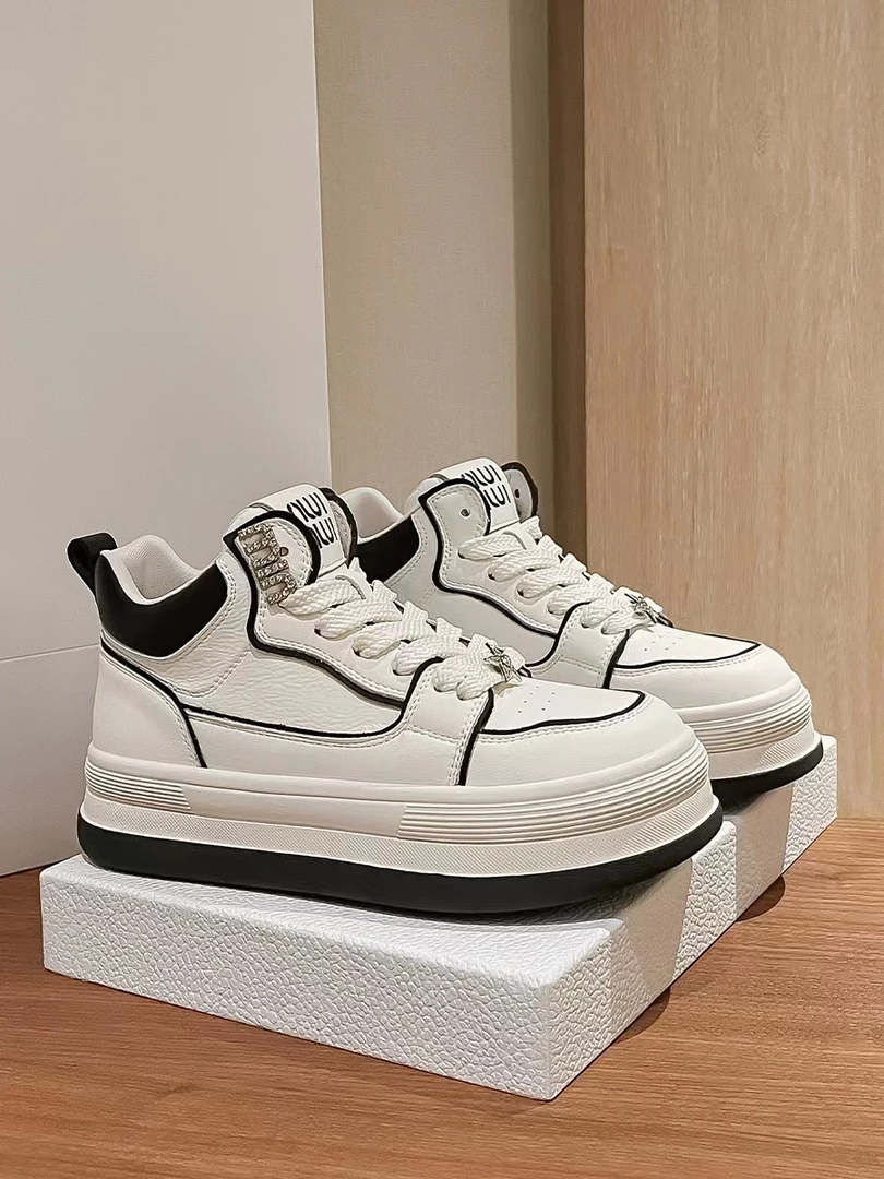 5856  5586 8029时尚百搭洋气潮流网红高邦板鞋