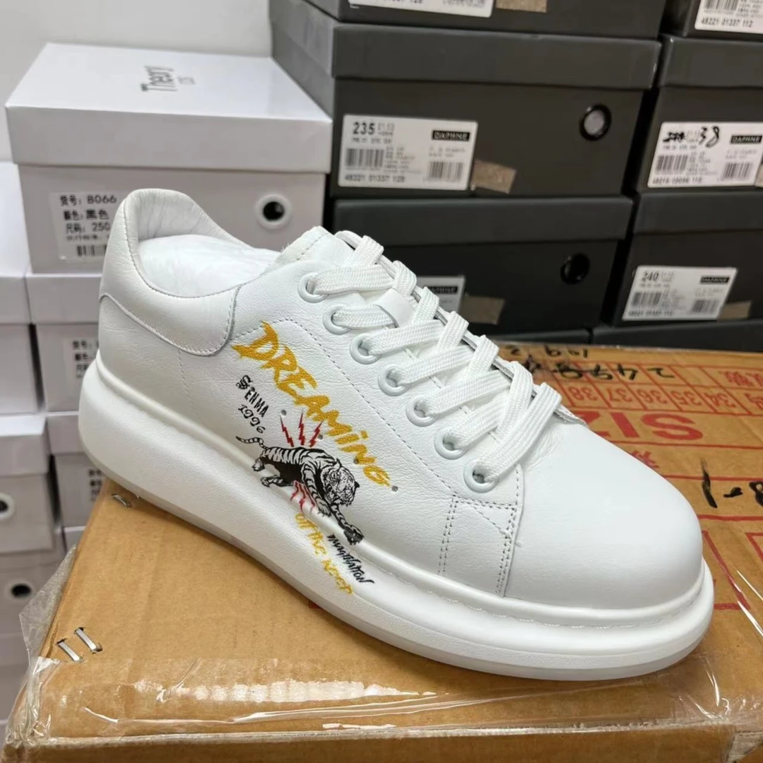 826013时尚休闲鞋