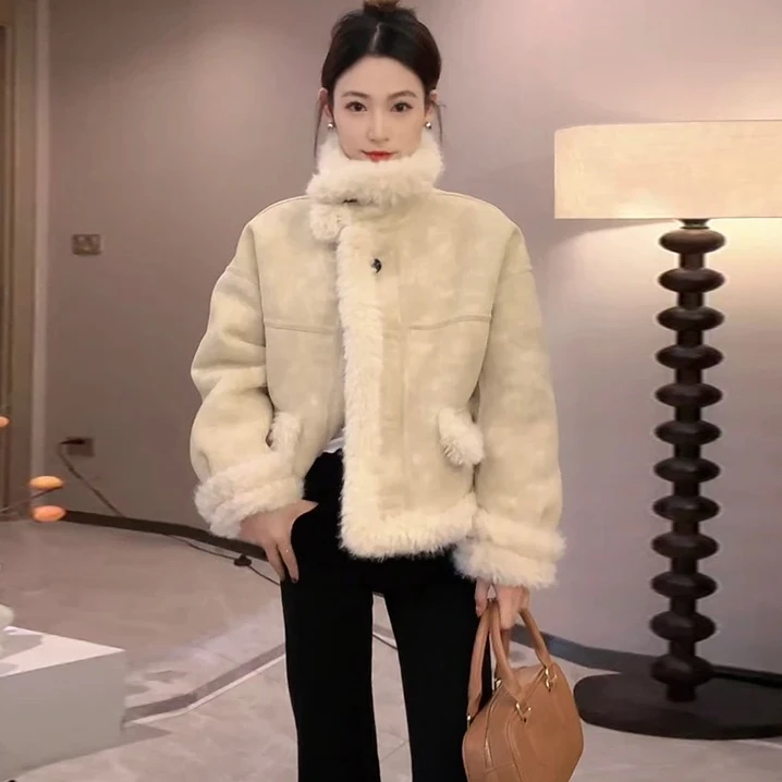 立领单排扣纯色皮毛一体2024冬季新款设计感加厚长袖加绒外套上衣