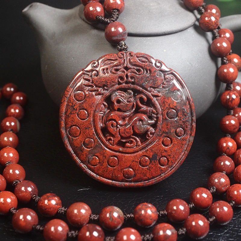 精品桂林鸡血玉吊坠项链红色玉石纯天然复古貔貅玉牌挂件带证书