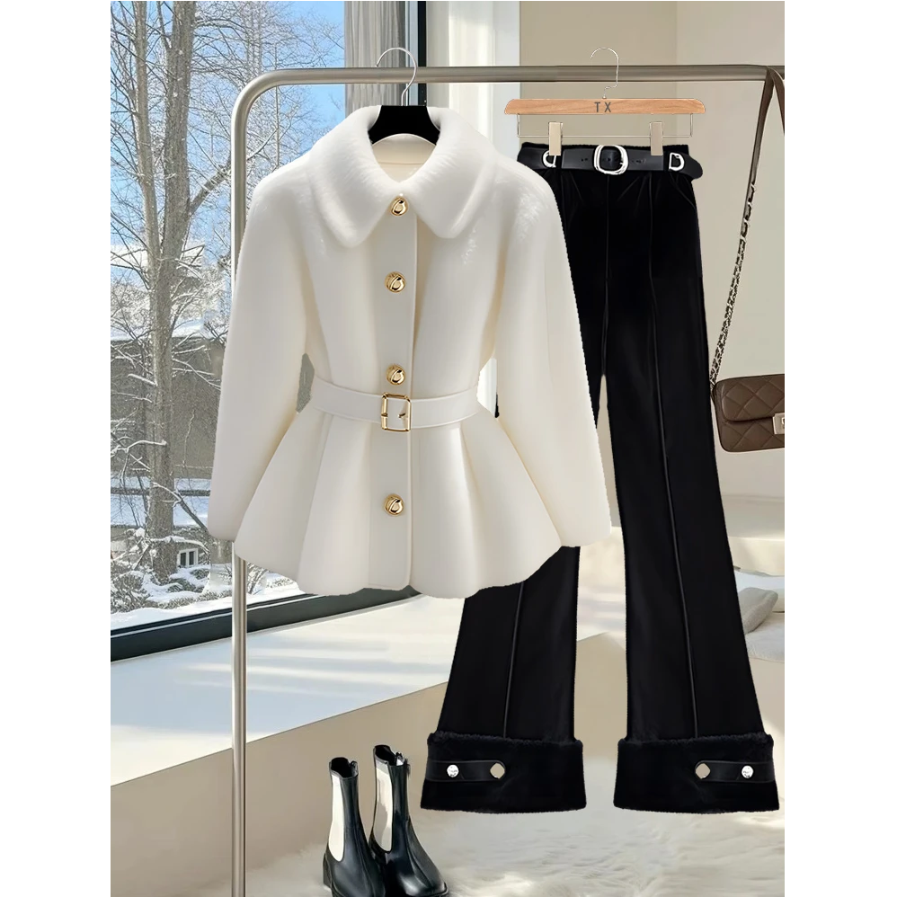 2024冬季韩系高端精致气质小香风漂亮外套时尚百搭直筒微喇裤女装